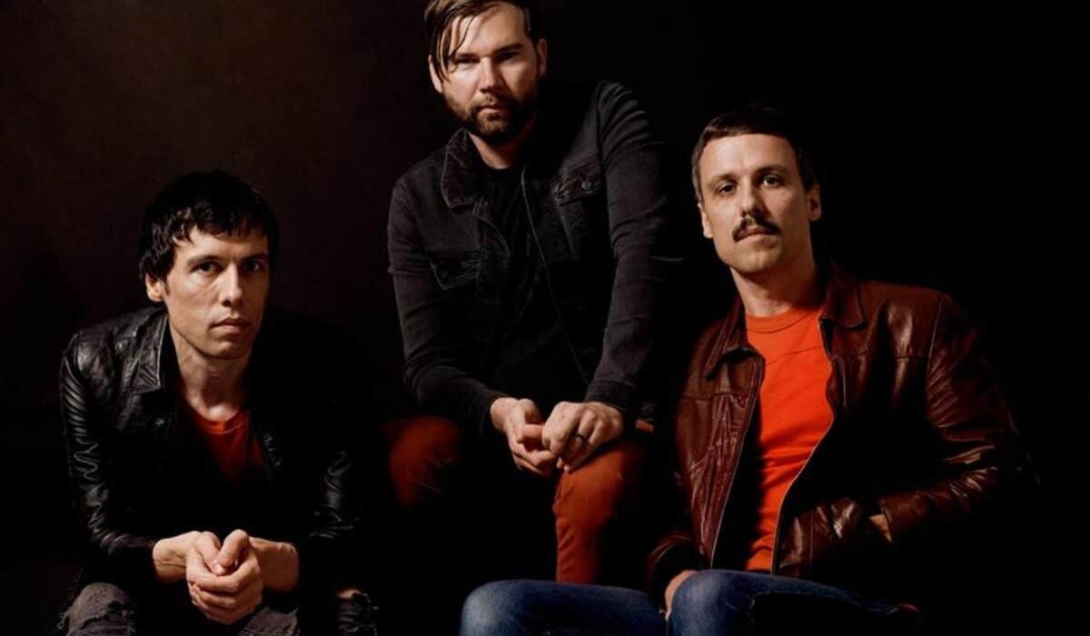 The Cribs Announce First New Album in Five Years, ‘Selling A Vibe’