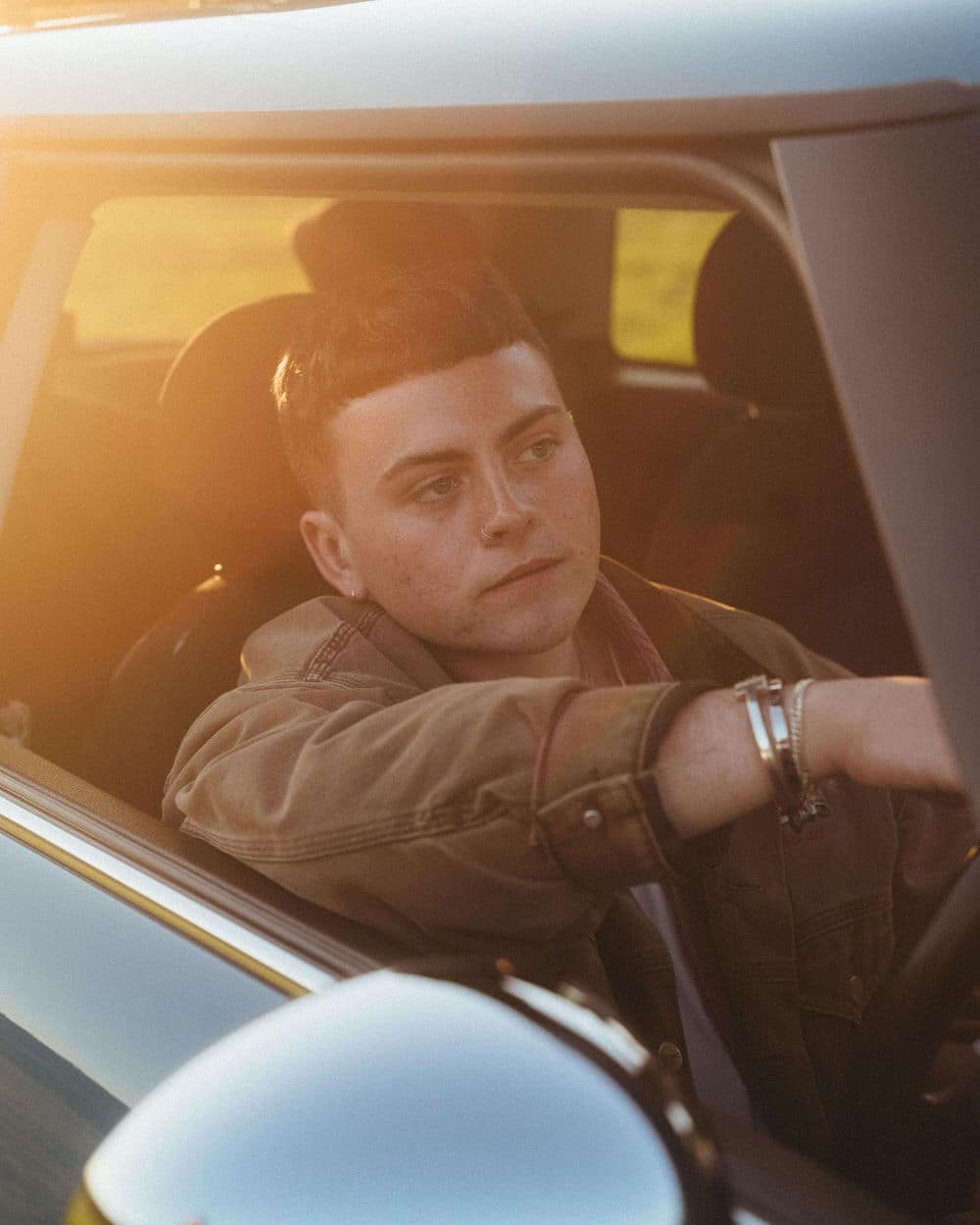 Tom King talks his new single Hiding Away