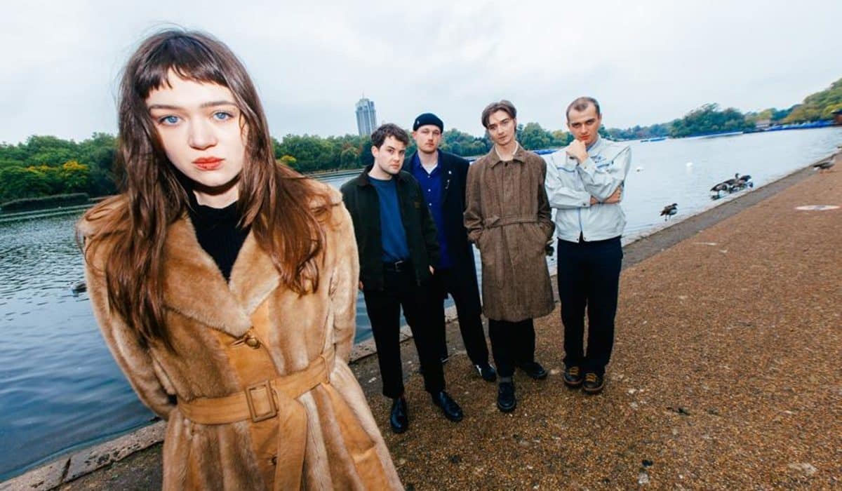 Ain’t Return with Philosophical Slacker-Rock Anthem ‘Grazer’ and Debut EP Announcement