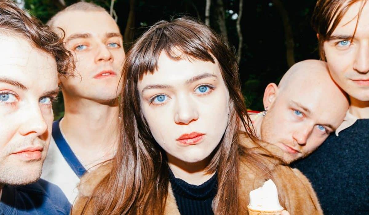 Ain’t Share Expansive New Single “Long Short Round”