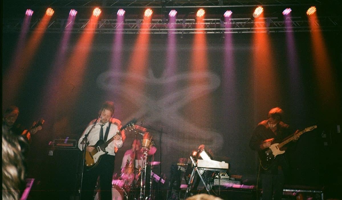 DBA! Unveils Confessional New Single ‘A Poet and a Clown’