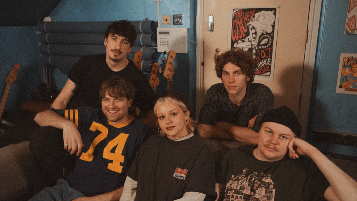 Dreamwave's Moon Dogs / Drifter: A Multi-Format Psych Epic