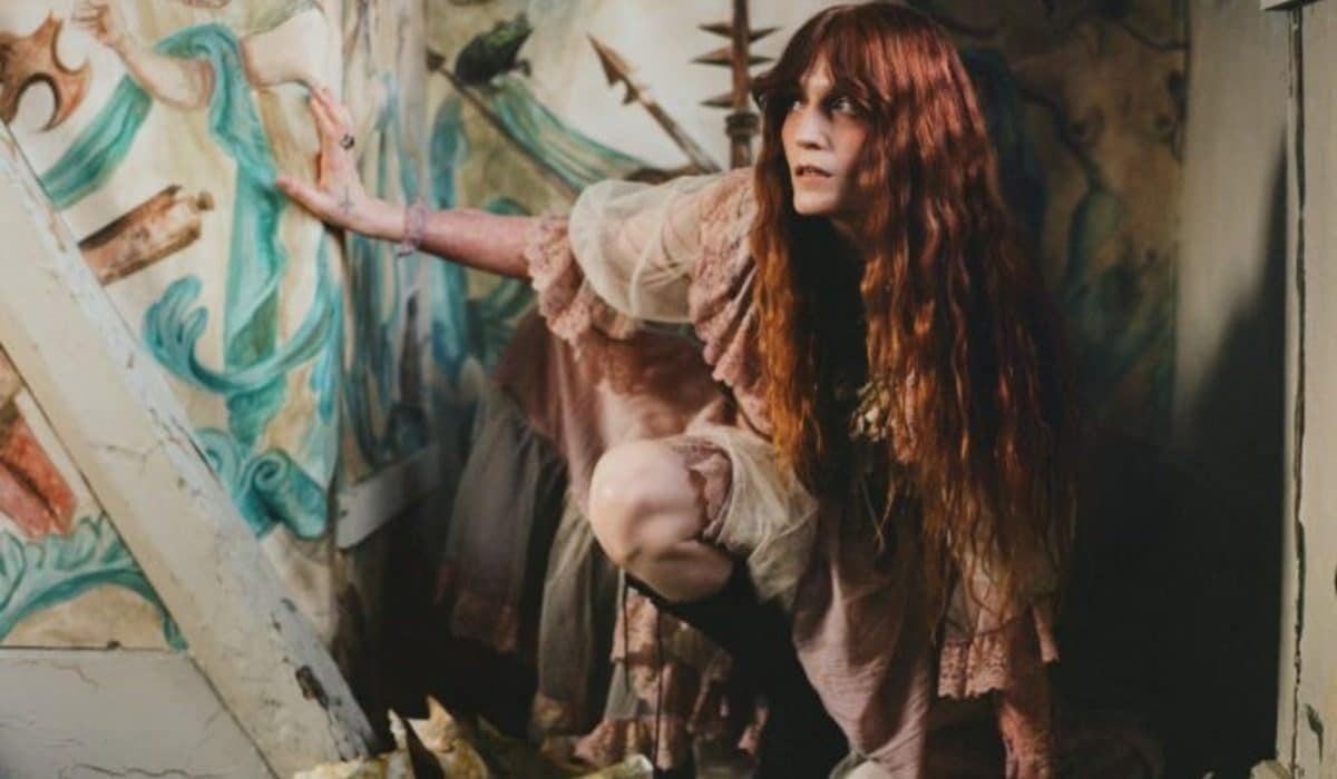 Florence + The Machine’s Everybody Scream: Rising From the Wreckage<div class="album-stars-wrapper"><div class="album-rating-stars" style="display: inline-flex; align-items: center;"><i class="fa fa-star"></i><i class="fa fa-star"></i><i class="fa fa-star"></i><i class="fa fa-star"></i><i class="fa fa-star-half-alt"></i></div></div>