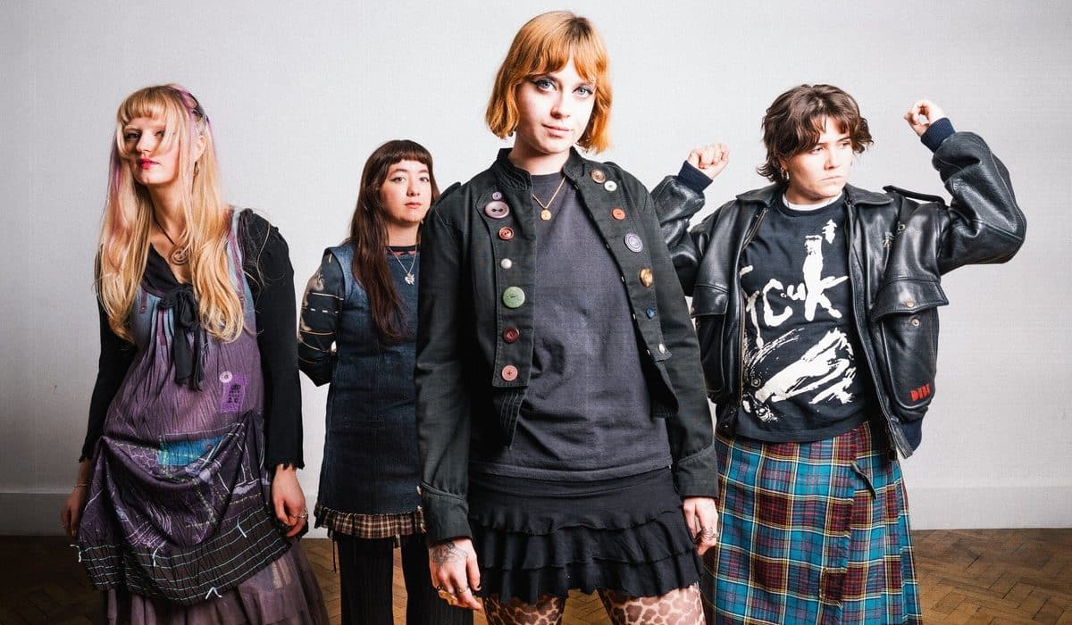 Lime Garden’s Maybe Not Tonight: A Ferociously Hypnotic Triumph<div class="album-stars-wrapper"><div class="album-rating-stars" style="display: inline-flex; align-items: center;"><i class="fa fa-star"></i><i class="fa fa-star"></i><i class="fa fa-star"></i><i class="fa fa-star"></i><i class="far fa-star"></i></div></div>