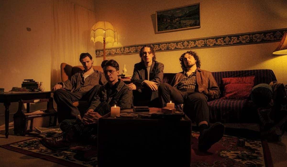 Naked Lungs Shatter the Silence with Incendiary New Single ‘Glitter’