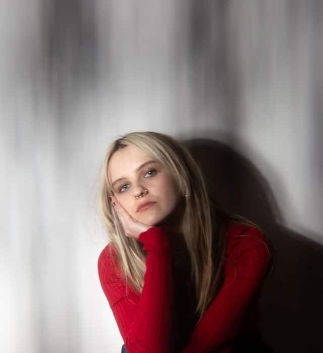 Ugly Ozo Announces Debut EP ‘Stargirl,’ Releases New Single “Madonna”