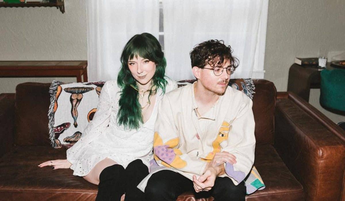 Teen Suicide Trade Lo-Fi Grit for Studio Polish on New Album “Nude descending staircase headless”