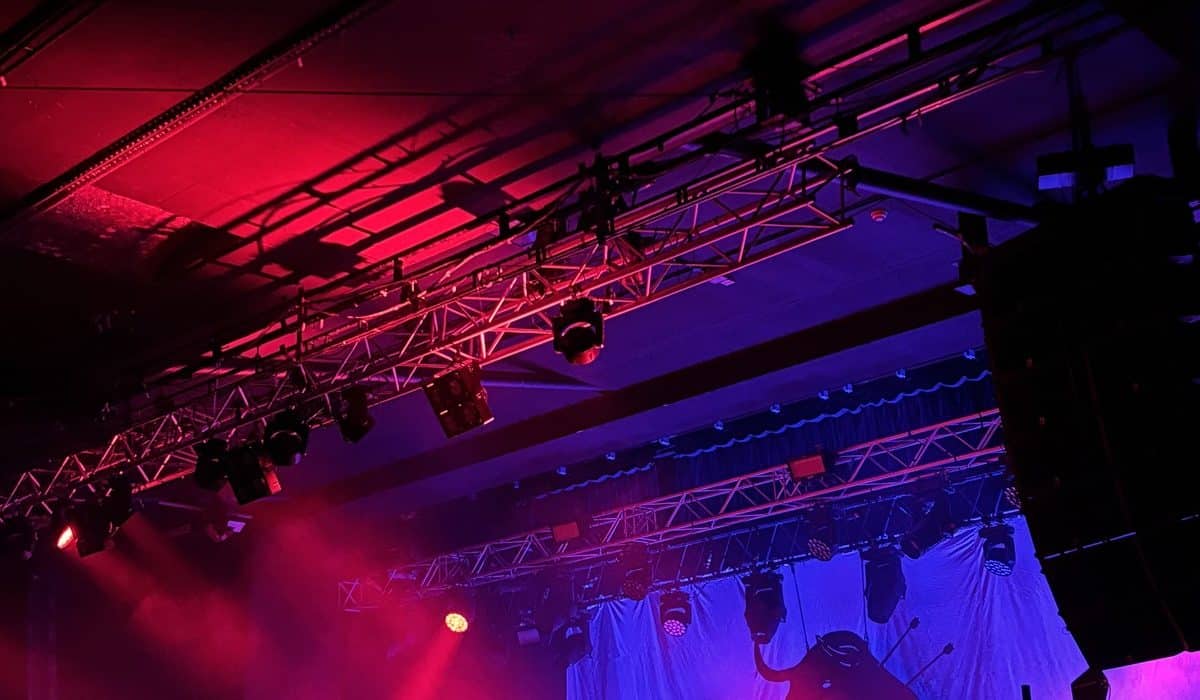 The Royston Club, Live in Manchester: A Reminder of Why Live Music Matters