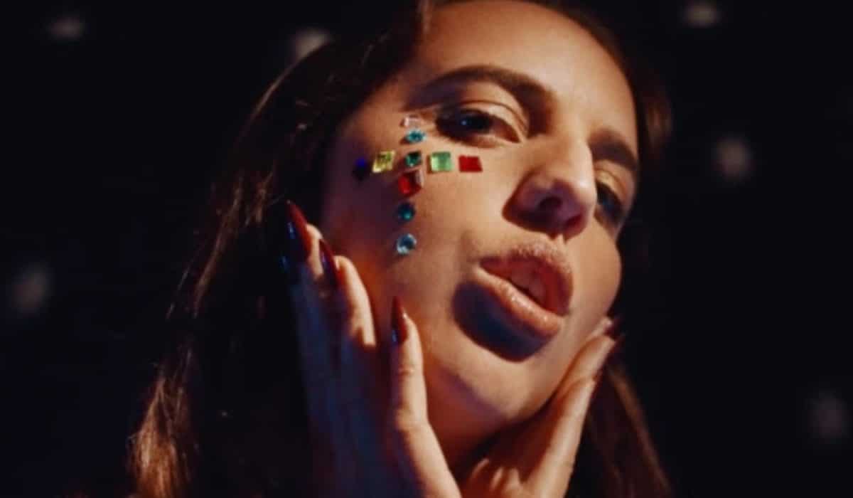 Welsh Alternative Pop Artist ‘Aderyn’ releases anticipated ‘Hot Pink!’ EP